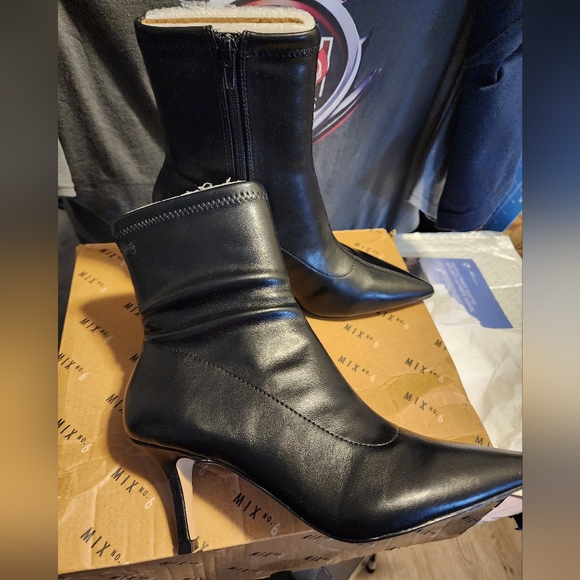 NWB,lady's MIX No6 leather boots, Black 7.5 - Picture 1 of 7